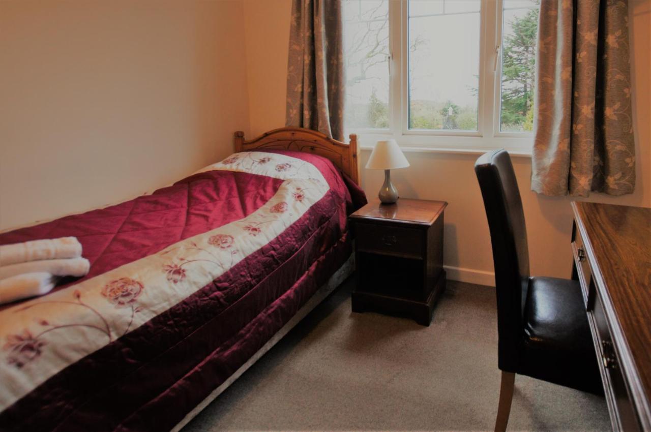 Bishop's Cleeve Dove House Bed & Breakfast エクステリア 写真